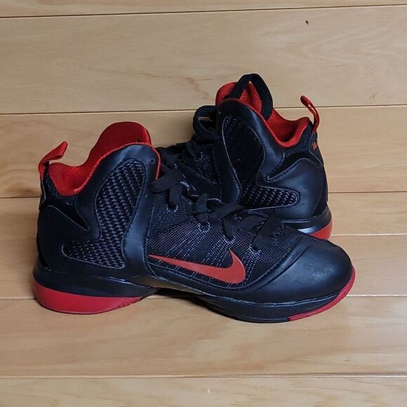 Nike Lebron 9 PS Black WhiteRed Boys Girls Youth Basketball Shoe 472665-001 - Picture 7 of 13